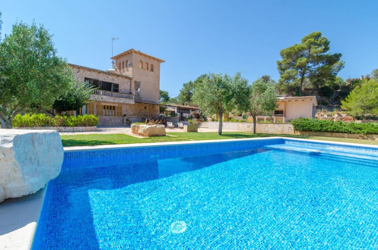 Villa Son Colom *